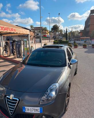 Alfa Romeo Giulietta 1.6 jtdm 105 cv