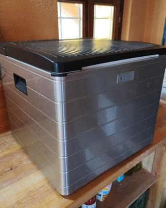 Frigorifero portatile trivalente DOMETIC