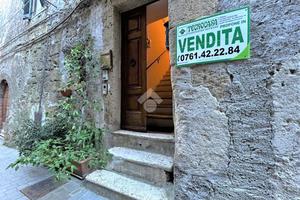 3 LOCALI A FARNESE