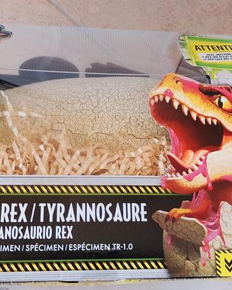 t rex che nasce dall uovo