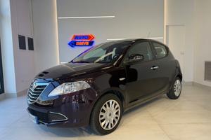 Lancia Ypsilon 1.2 69 CV 5 porte S&S Platinum