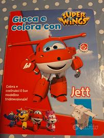 Gioca e colora con SUPER WINGS 