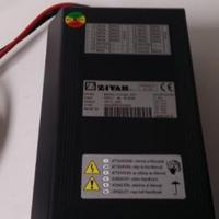 Caricabatterie zivan ng1