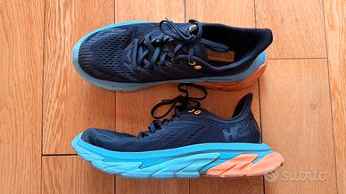 Hoka One Clifton Edge numero 42