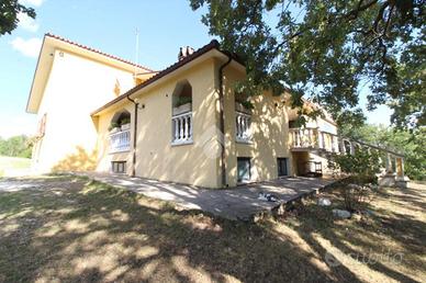VILLA SINGOLA A POGGIO SAN LORENZO