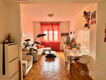 Ampio trilocale con due bagni