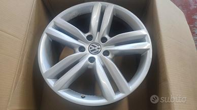 3 CERCHI IN LEGA VOLKSWAGEN TOUAREG 20" CODICE ZZ