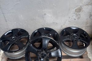 Cerchi in lega originali Mercedes-Benz 15"- 5 fori