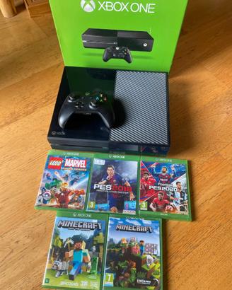 Xbox One + Controller + 4 Giochi + Scatola Origina