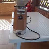 Macinacaffè professionale Faema