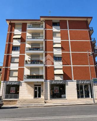 4 LOCALI A PISA