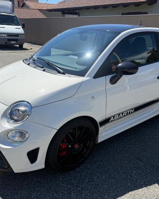 Abarth 595 1.4 Turbo T-Jet 180 CV Esseesse
