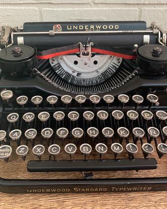 Underwood piccola macchina da scrivere del 1930