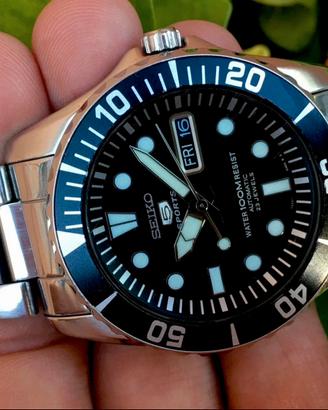Seiko Sea Urchin Diver Vintage Automatic SNZF17J1
