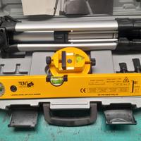 livella laser con cavalletto
