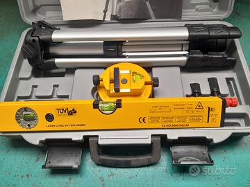 livella laser con cavalletto