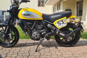 ducati scrambler 800 flat track
