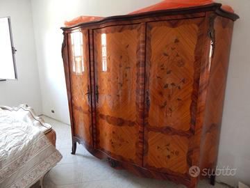 mobili  stile Luigixv