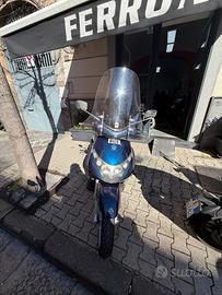 Beverly 250