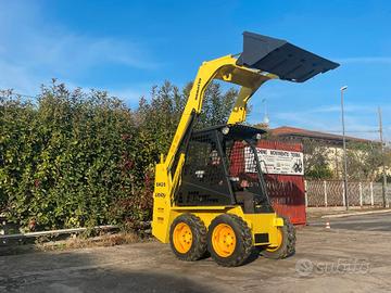 P32 Mini pala Komatsu SK 05 targata