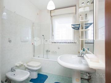 Bilocale via Carlo Perini 18, Quarto Oggiaro, Mila