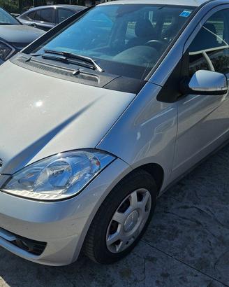 MERCEDES-BENZ A 180 CDI Elegance