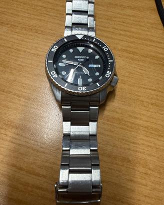Seiko 5 sport