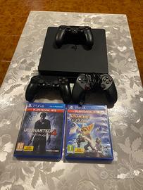 Playstation 4 + 3 joystick + 2 giochi