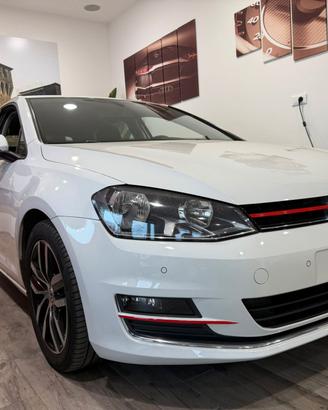 Volkswagen Golf 2.0 TDI 5p. Sport Edition BlueMoti