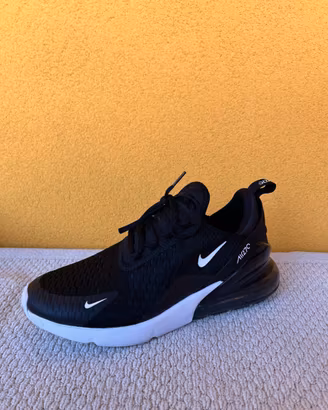 Nike Air Max 270 nere