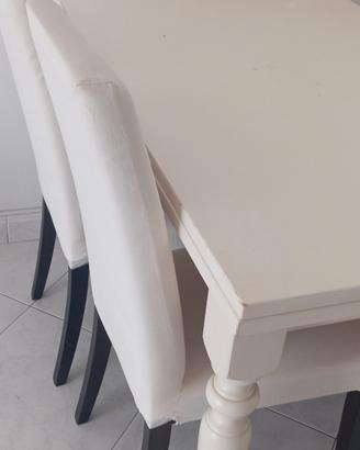 tavolo pranzo allungabile più 4 sedie 