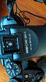 macchina fotografica Fuji HS 30