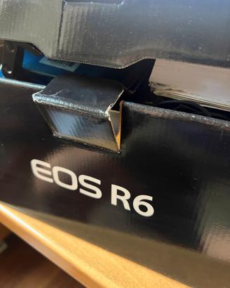 CANON EOS R6