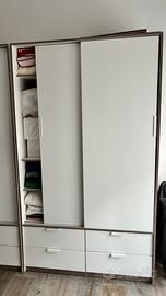 Armadio IKEA Trysil - Ante scorrevoli e cassetti