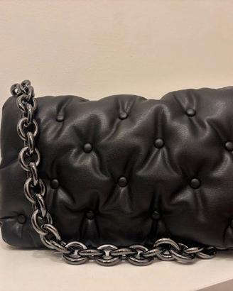 ZARA BORSA