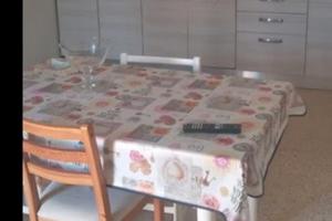 Grazioso bilocale arredato al primo piano