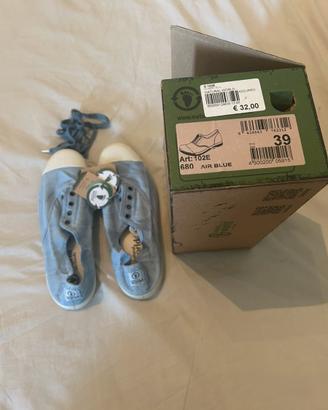 Scarpe Natural World profumate