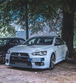 Mitsubishi lancer evolution