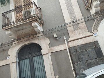 Monolocale centro terrazzo e posto moto