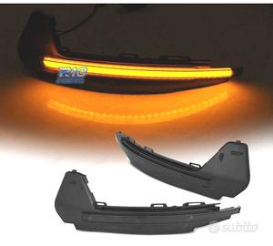 FRECCIE AUDI A1 10-18 SPECCHIO A LED DINAMICI FUMÉ
