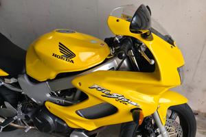 Honda VTR 1000 F Firestorm 2002 FMI come nuova