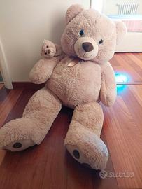 Orso Peluche GIGANTE con Orsetto (Max & Sax) - Com