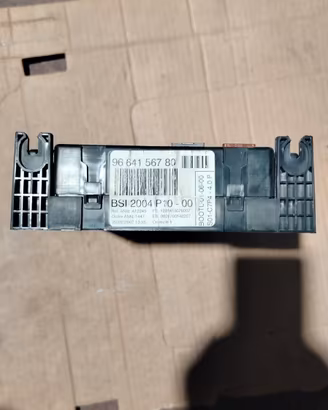 9664156780 VALEO BSI 2004 P10 CENTRALINA RELE BODY