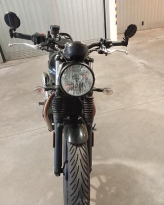 Triumph Speed twin 900