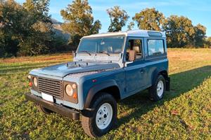 Land Rover Defender 90 diesel Hard-top