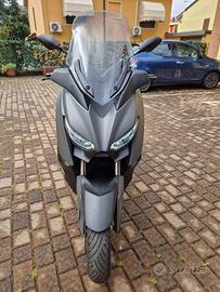 Yamaha X-MAX 300