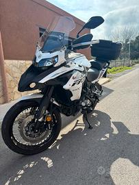 Benelli Trk 502x