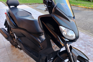 Xmax 250 buone condizioni