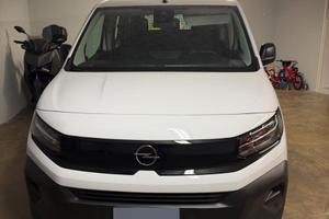 Opel combo 5 posti diesel 6000’mila km