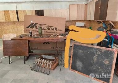 lotto mobili e oggettistica 